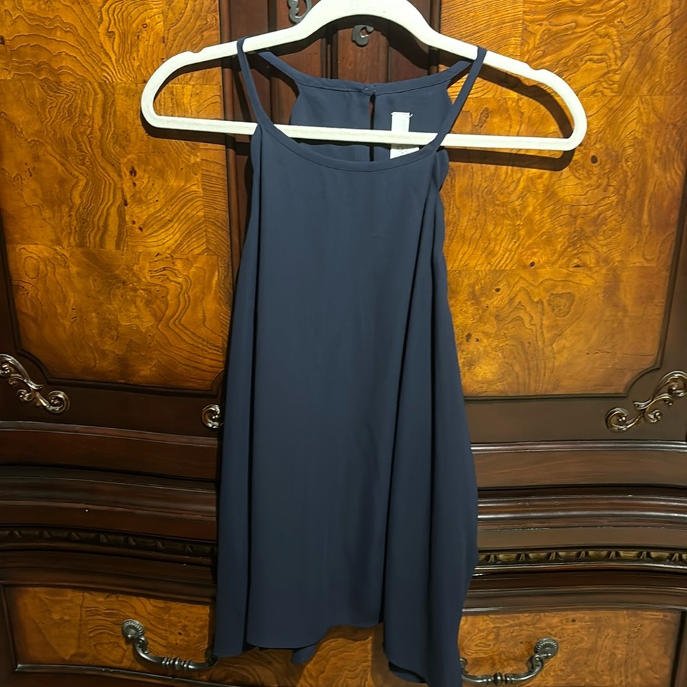 Loft blue scalloped tank size large
